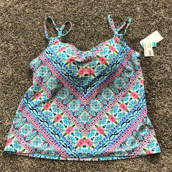 Swim suit and coverup set - Picture 7 of 8